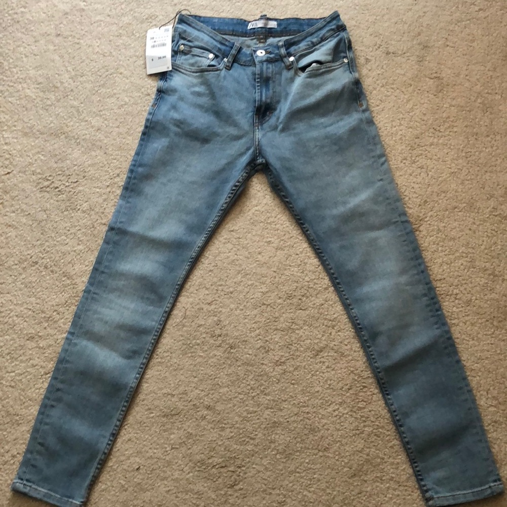 Zara Light Wash Skinny Jeans